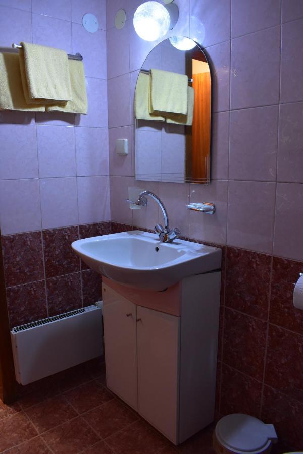 Family Hotel Bashtina Kashta Koprivchtitsa Extérieur photo