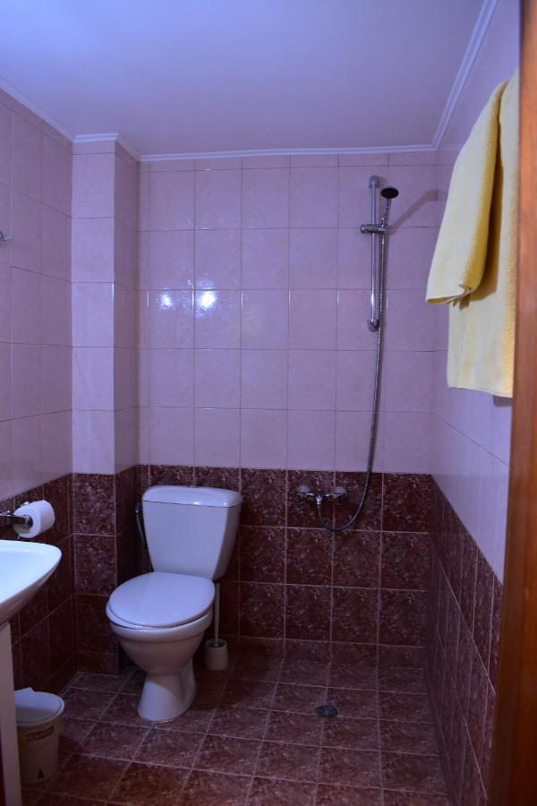 Family Hotel Bashtina Kashta Koprivchtitsa Extérieur photo