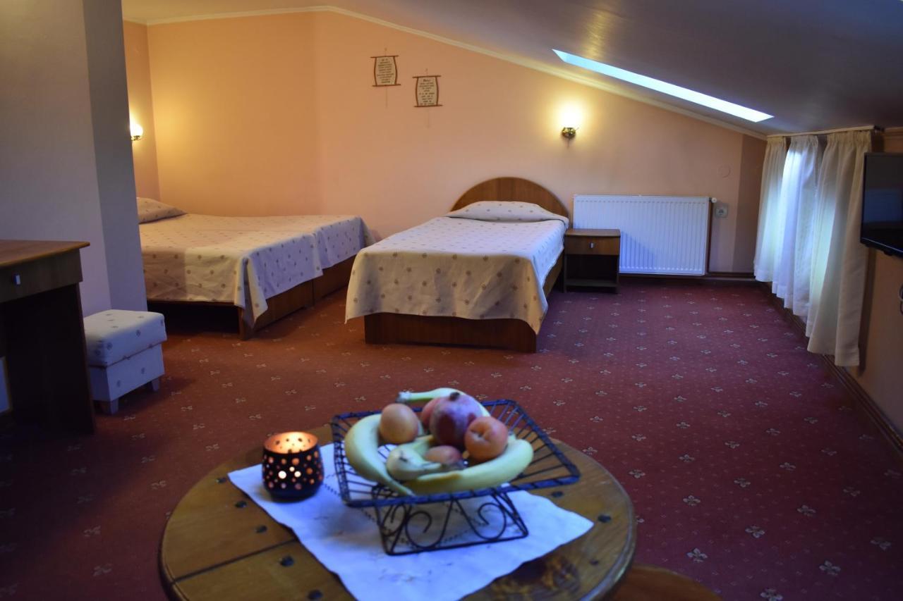 Family Hotel Bashtina Kashta Koprivchtitsa Extérieur photo