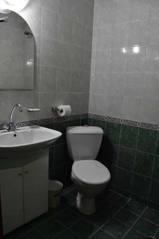 Family Hotel Bashtina Kashta Koprivchtitsa Extérieur photo