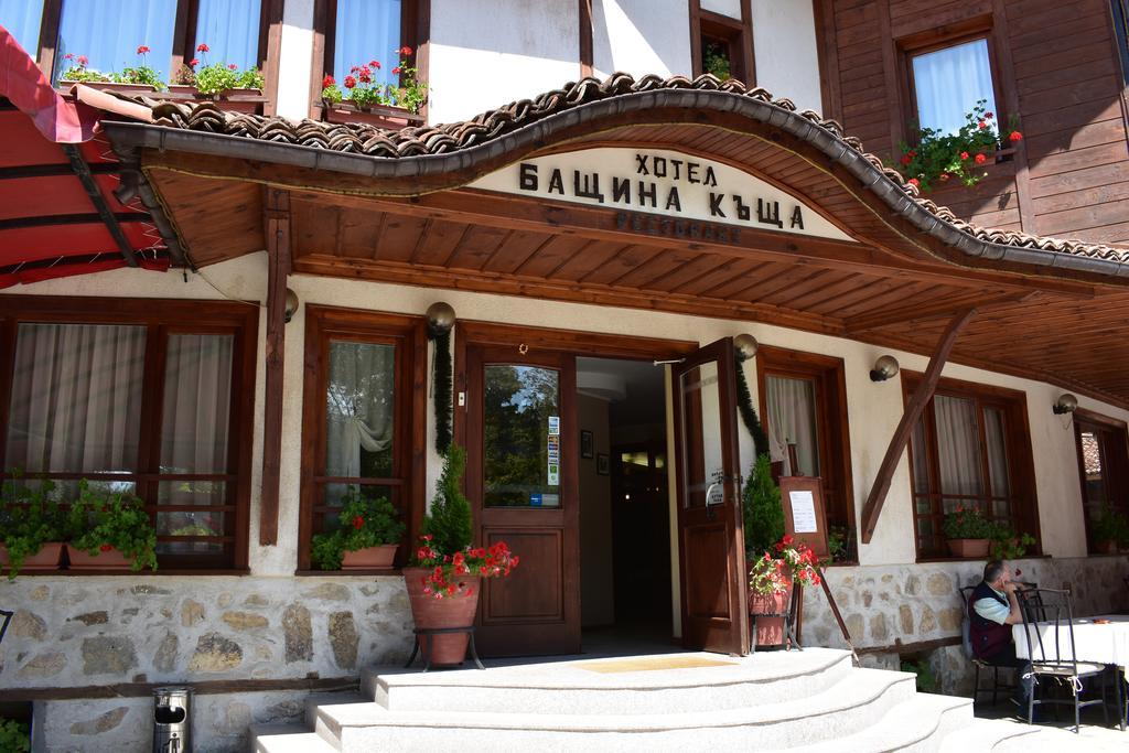 Family Hotel Bashtina Kashta Koprivchtitsa Extérieur photo